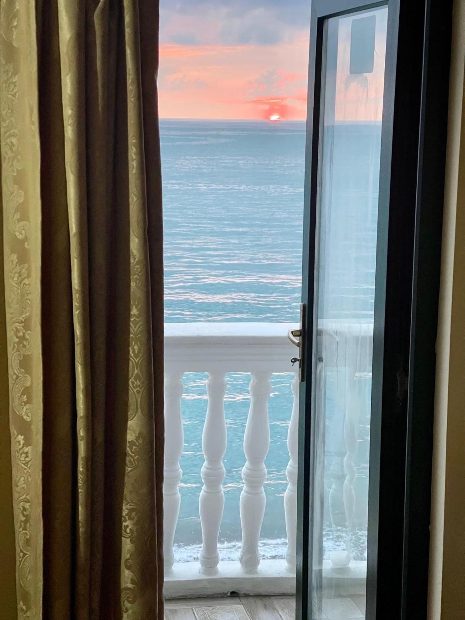Hotel Tramonto 차크비 외부 사진
